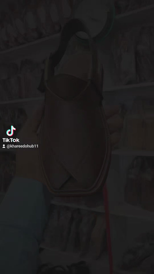 Rs. 3999